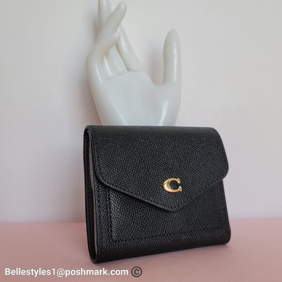 COACH Wyn Crossgrain Leather Small Leather Wallet- Black color - Picture 3 of 16